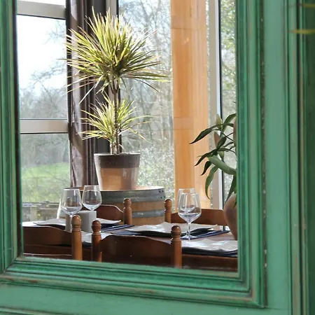 度假居 Domaine De Pont Vieux 德罗讷河畔欧布泰尔