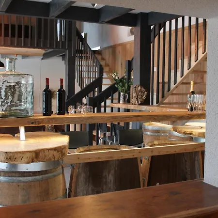 Domaine De Pont Vieux