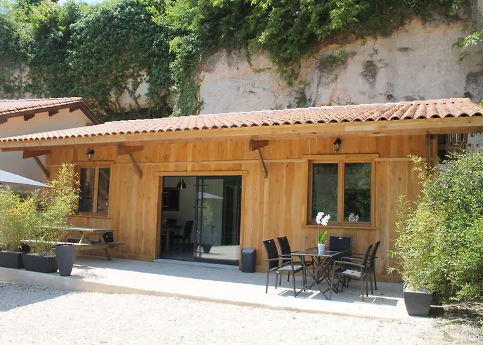 Domaine De Pont Vieux