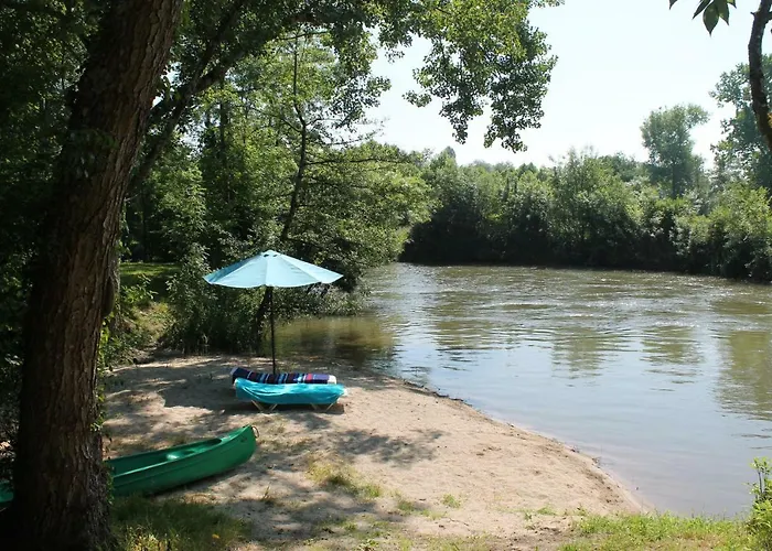 Сasa de vacaciones Domaine De Pont Vieux Aubeterre-sur-Dronne